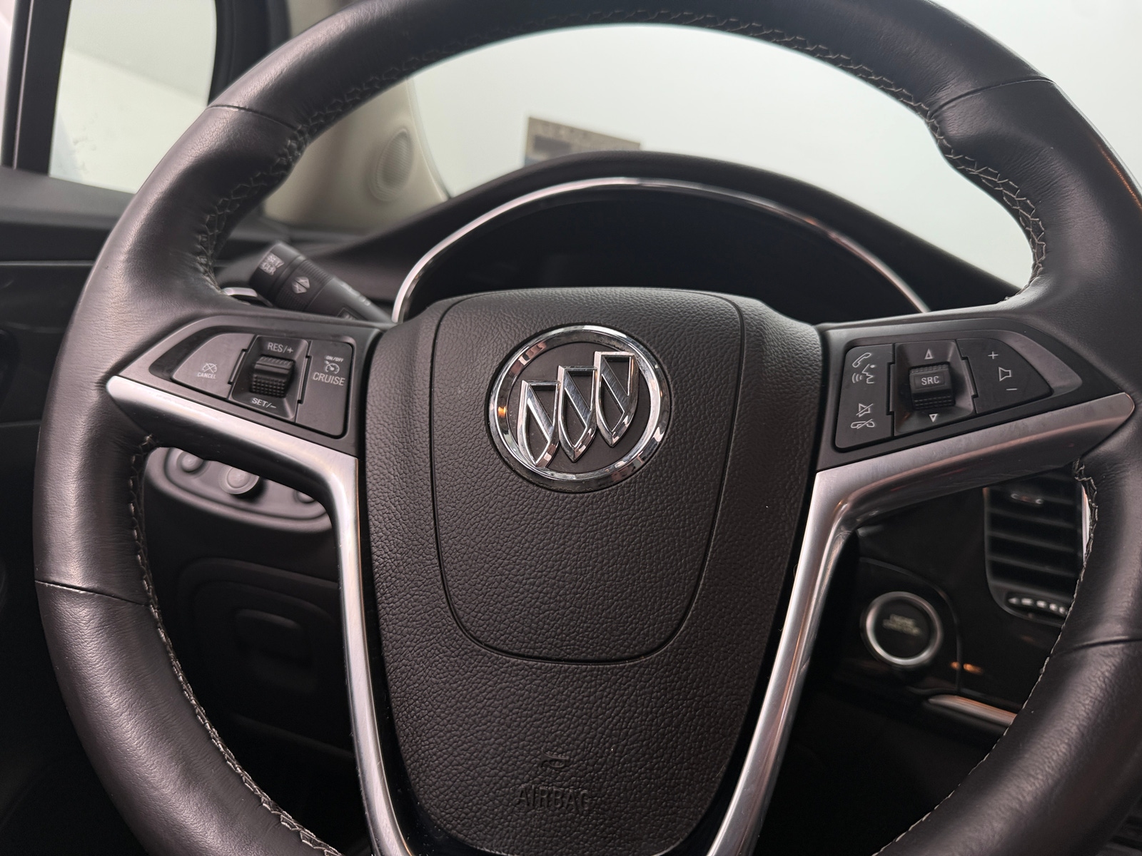 Thumbnail: 2019 Buick Encore - 4