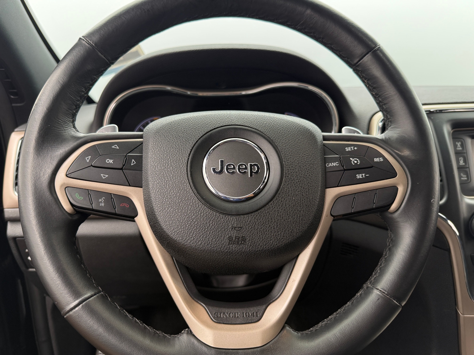 Thumbnail: 2015 Jeep Grand Cherokee - 5