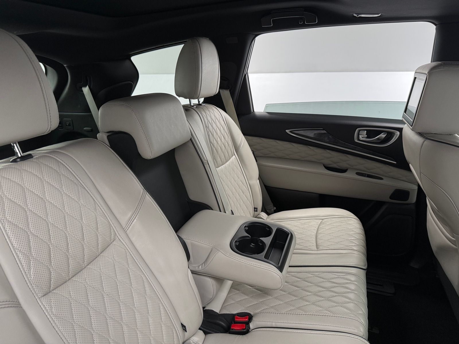 Thumbnail: 2019 INFINITI QX60 - 5
