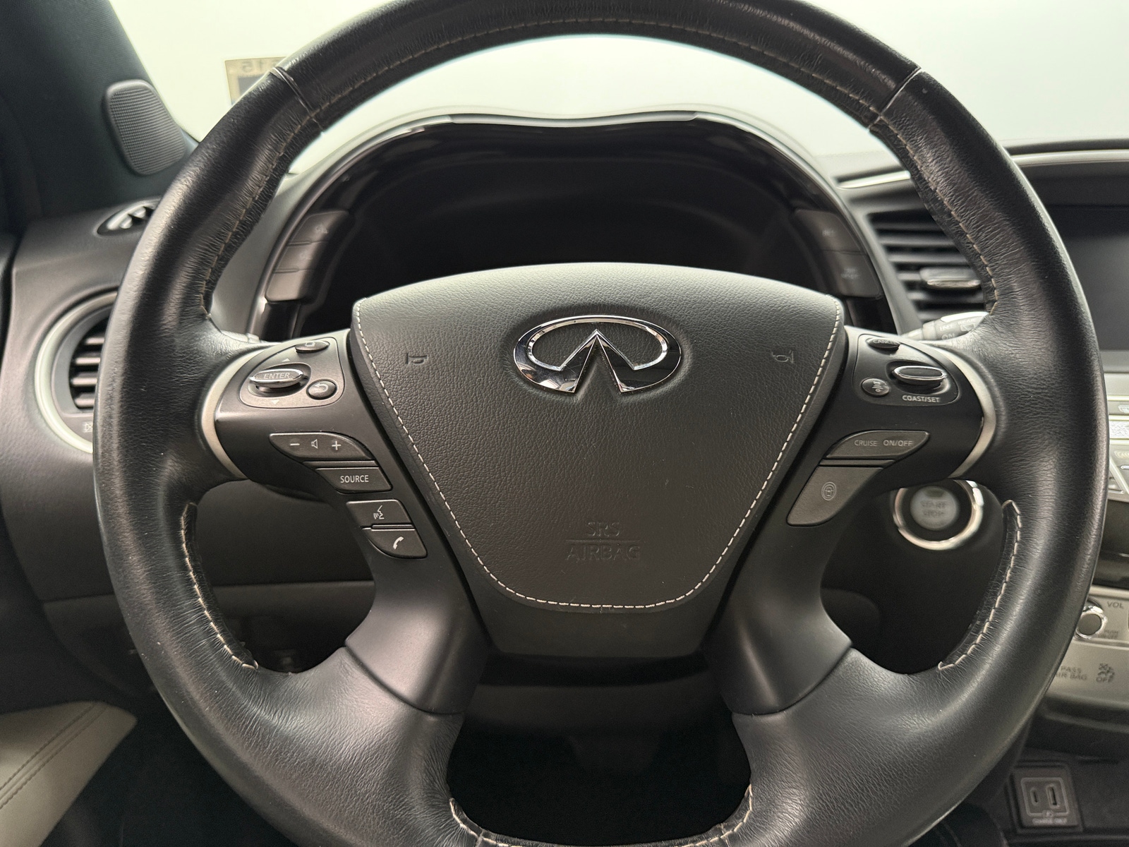 Thumbnail: 2019 INFINITI QX60 - 4