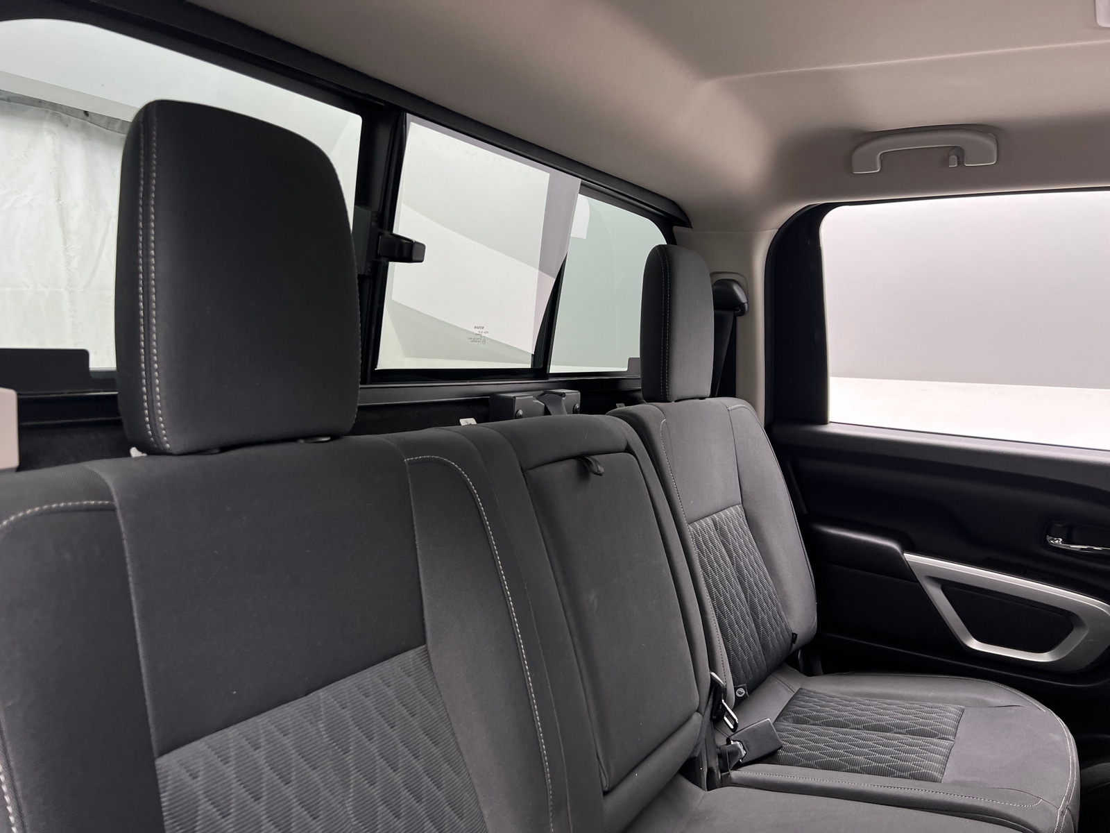 Thumbnail: 2017 Nissan Titan - 6