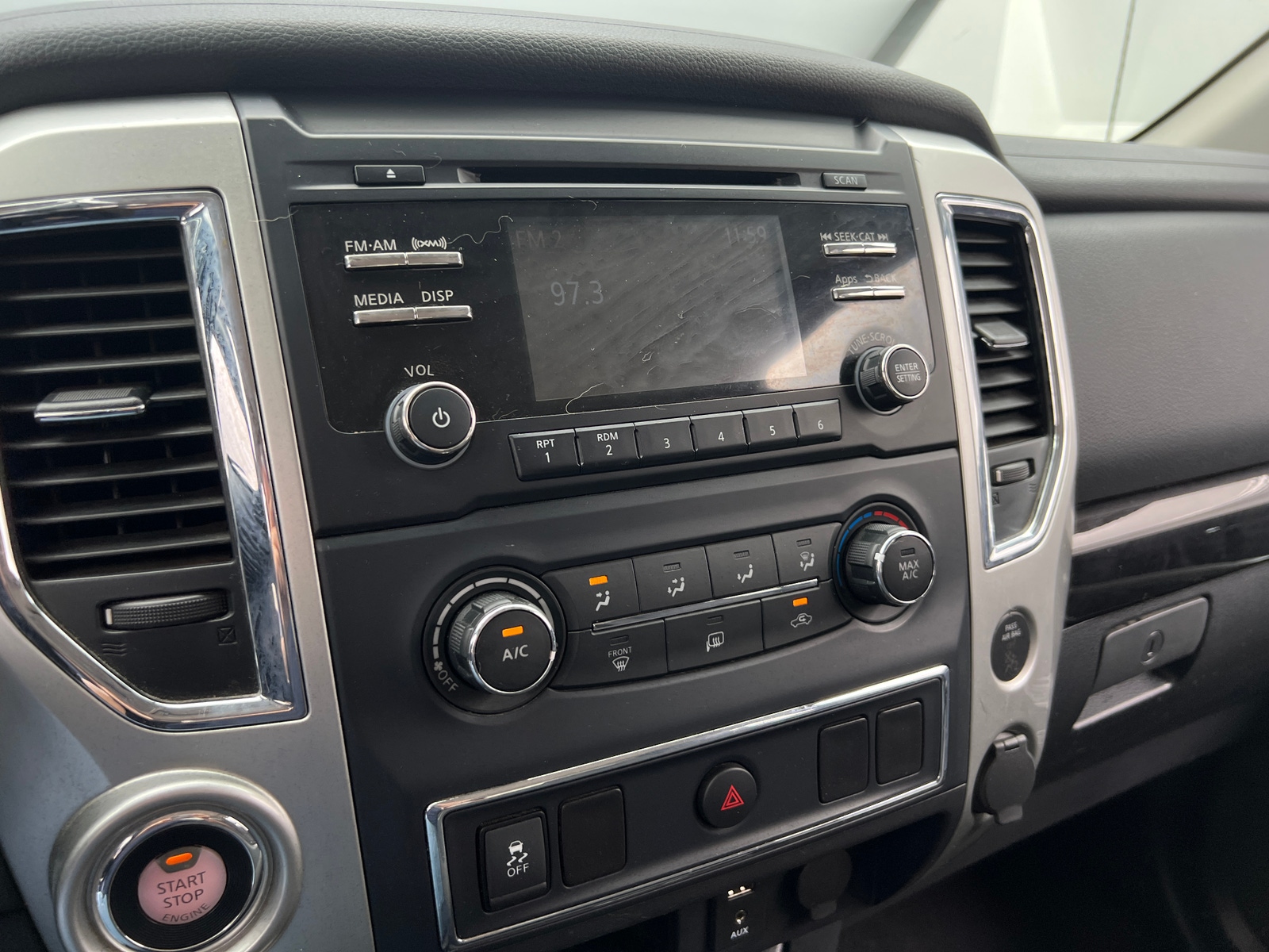 Thumbnail: 2017 Nissan Titan - 4