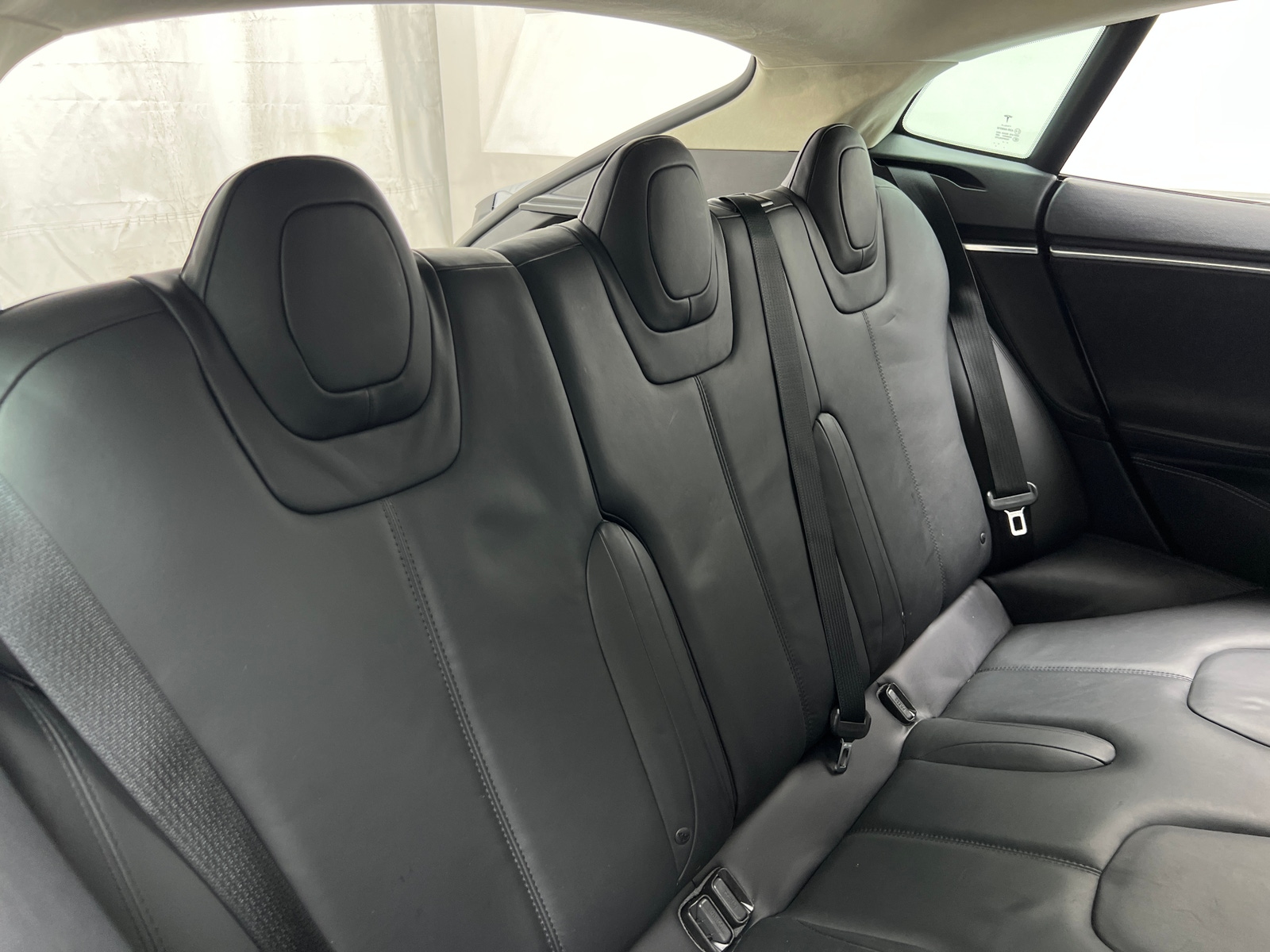 Thumbnail: 2014 Tesla Model S - 5
