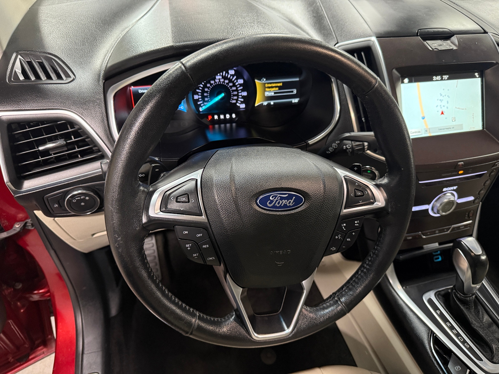 Thumbnail: 2018 Ford Edge - 4