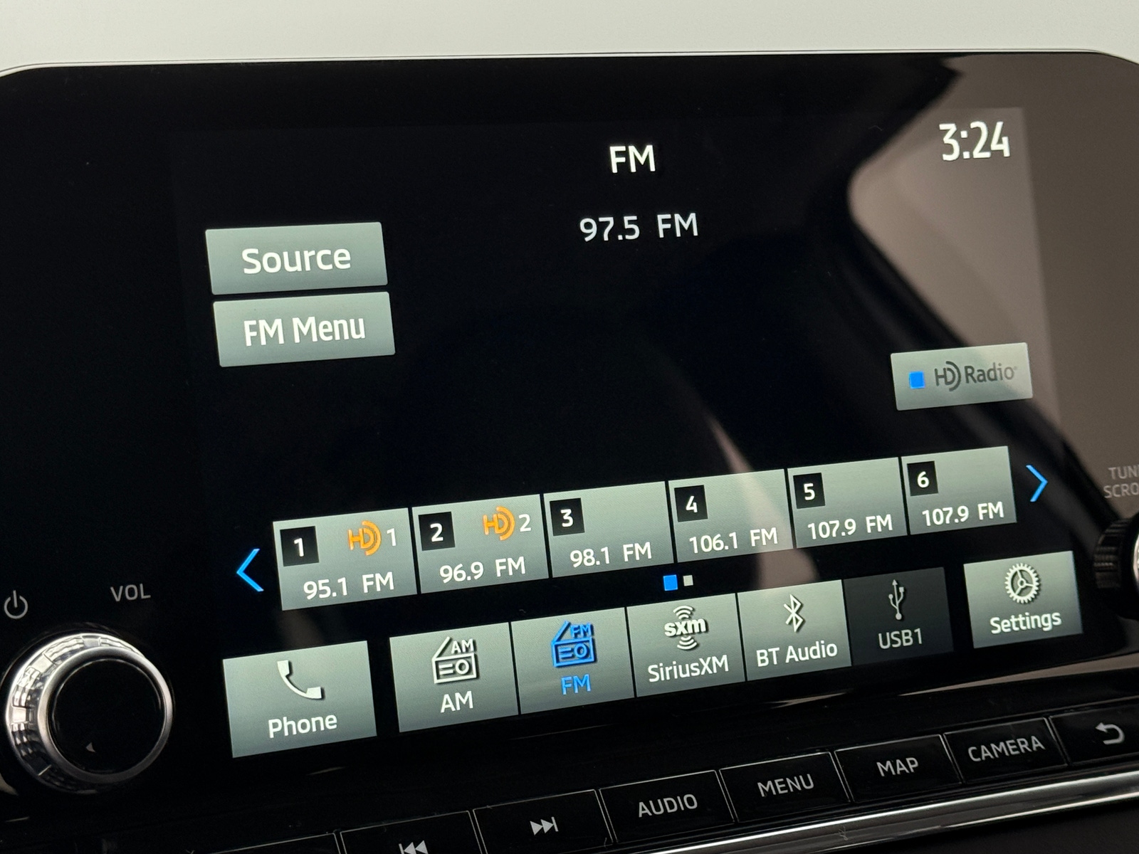 Thumbnail: 2024 Mitsubishi Outlander - 3