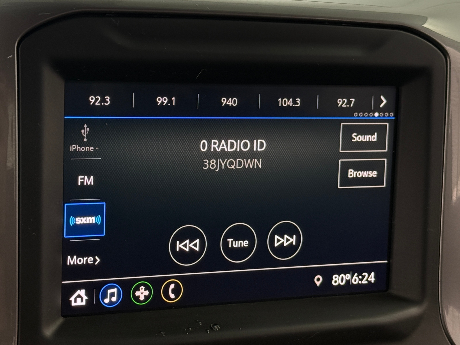 Thumbnail: 2021 Chevrolet Silverado 1500 - 4