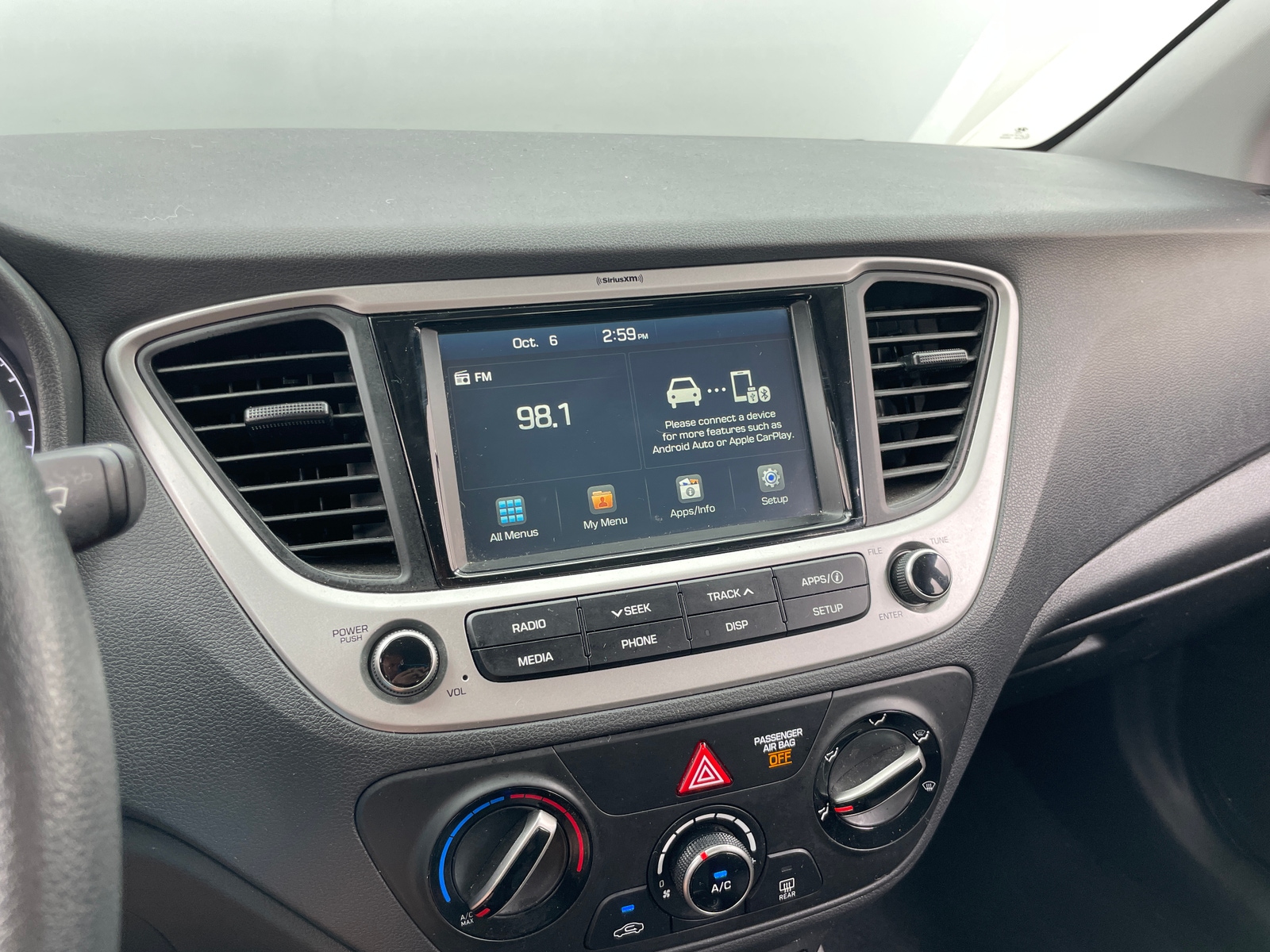 Thumbnail: 2021 Hyundai Accent - 4