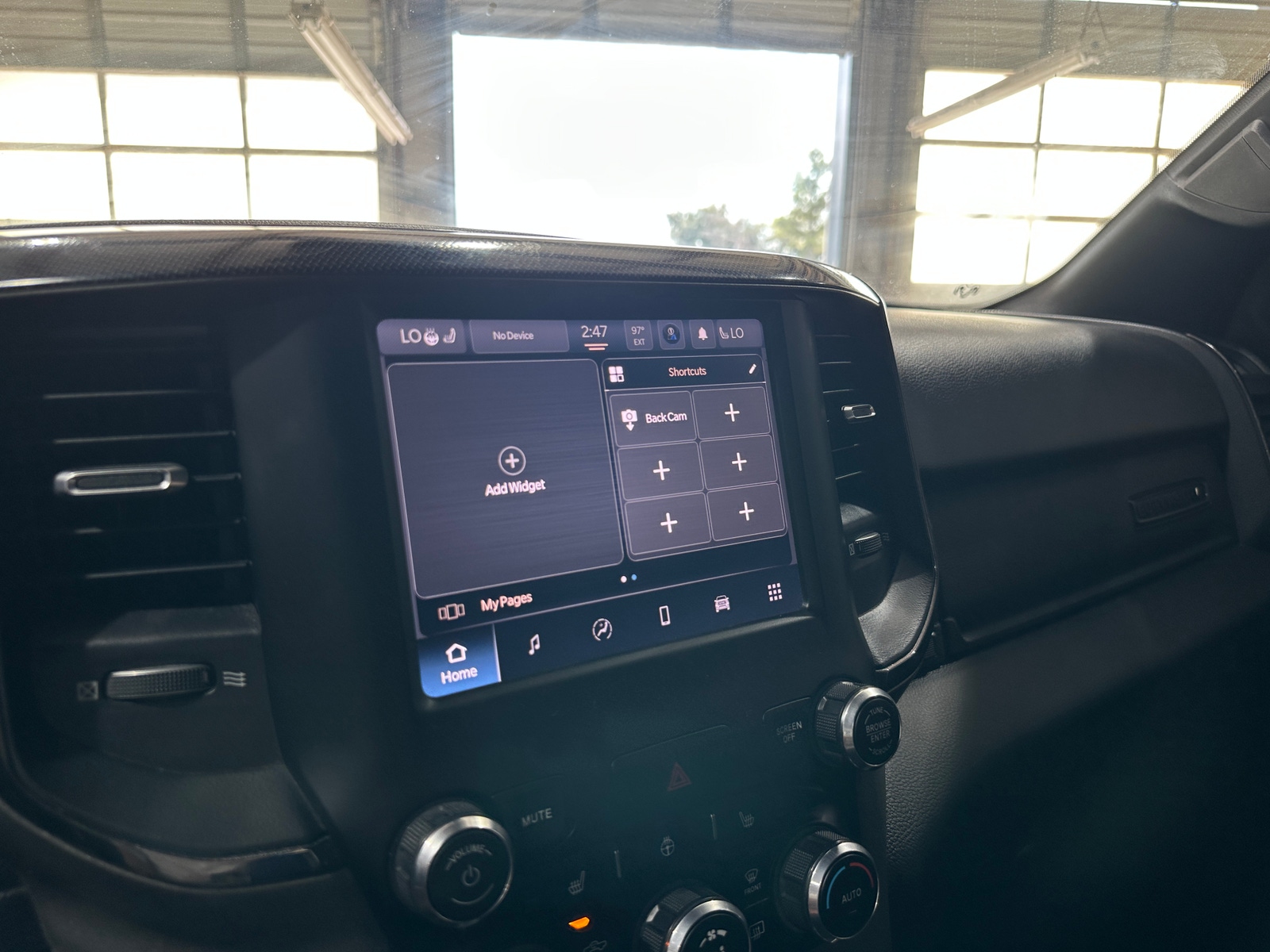 Thumbnail: 2022 RAM 1500 - 4