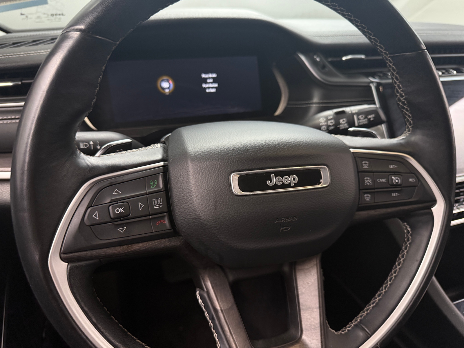 Thumbnail: 2022 Jeep Grand Cherokee L - 5