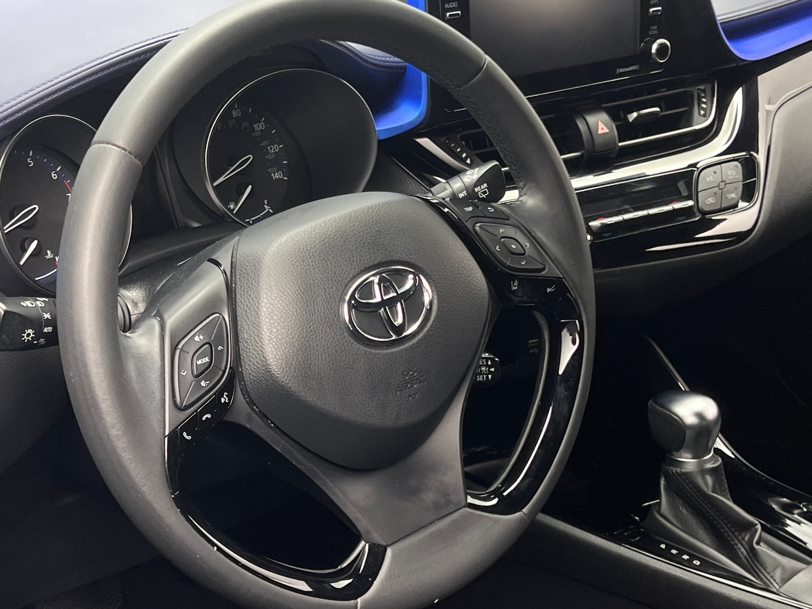 Thumbnail: 2020 Toyota C-HR - 5
