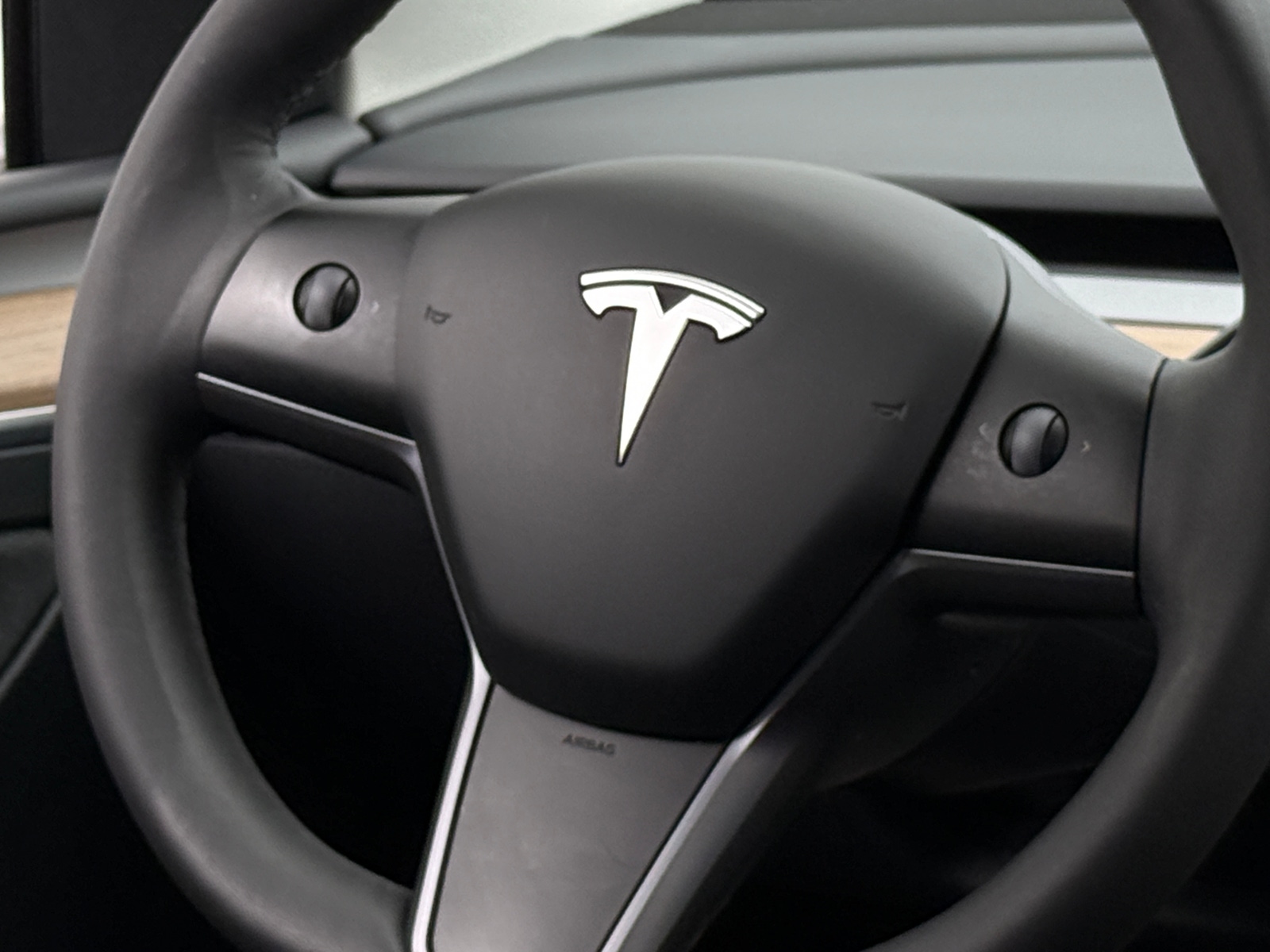 Thumbnail: 2023 Tesla Model Y - 3