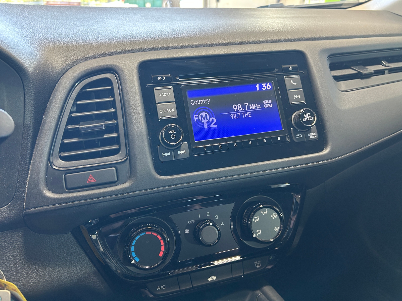 Thumbnail: 2018 Honda HR-V - 4
