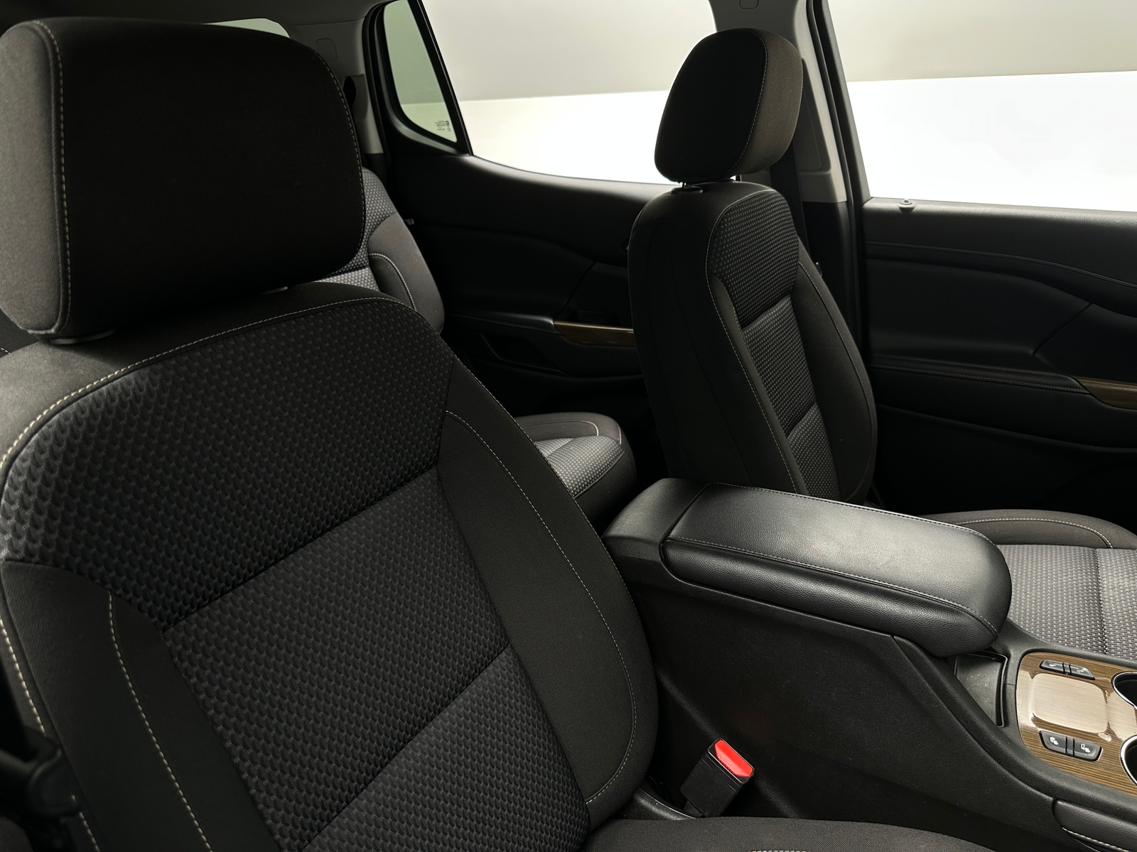 Thumbnail: 2021 GMC Acadia - 2