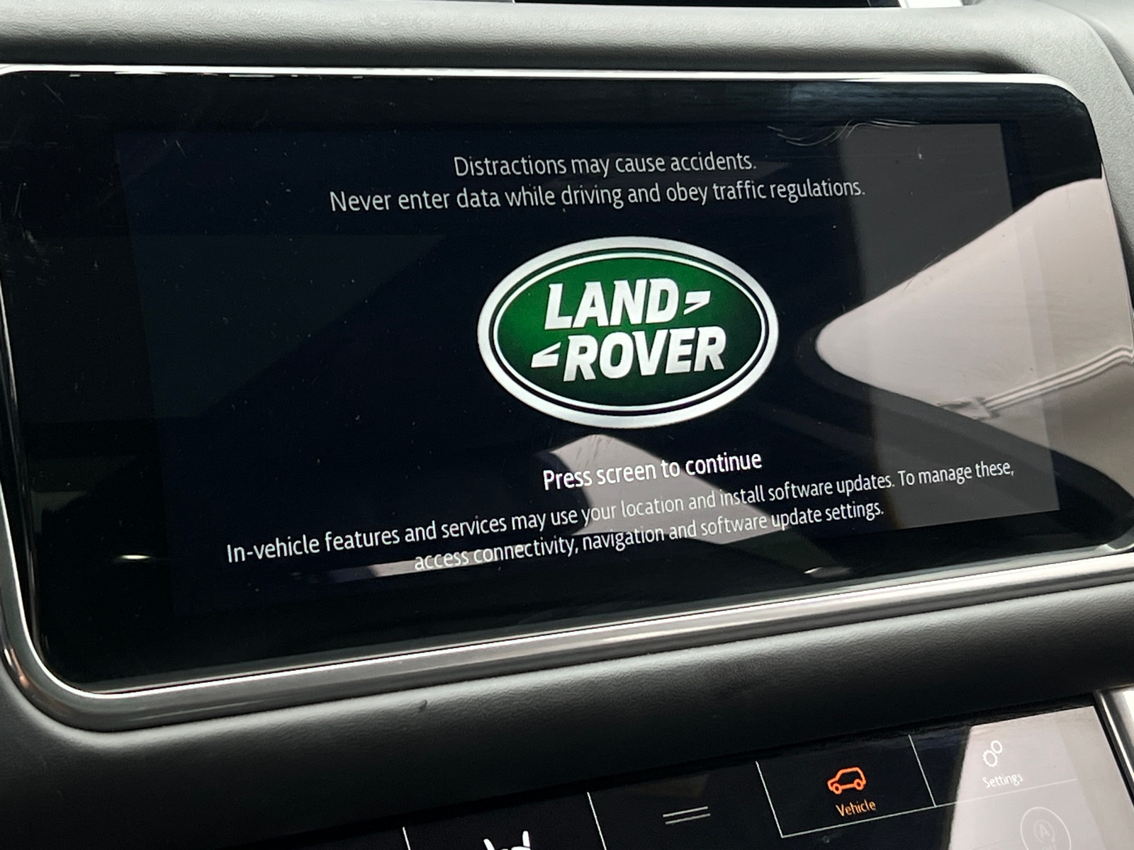 Thumbnail: 2019 Land Rover Range Rover Sport - 3