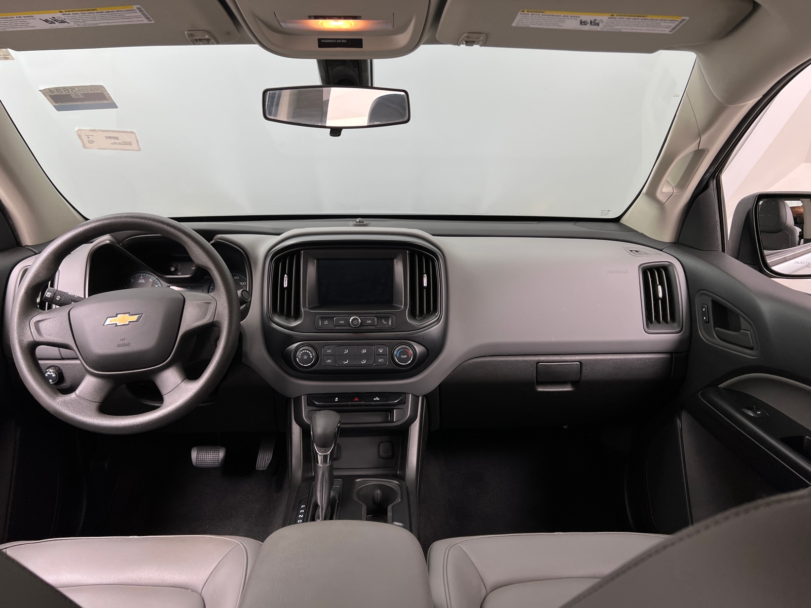 Thumbnail: 2022 Chevrolet Colorado - 3