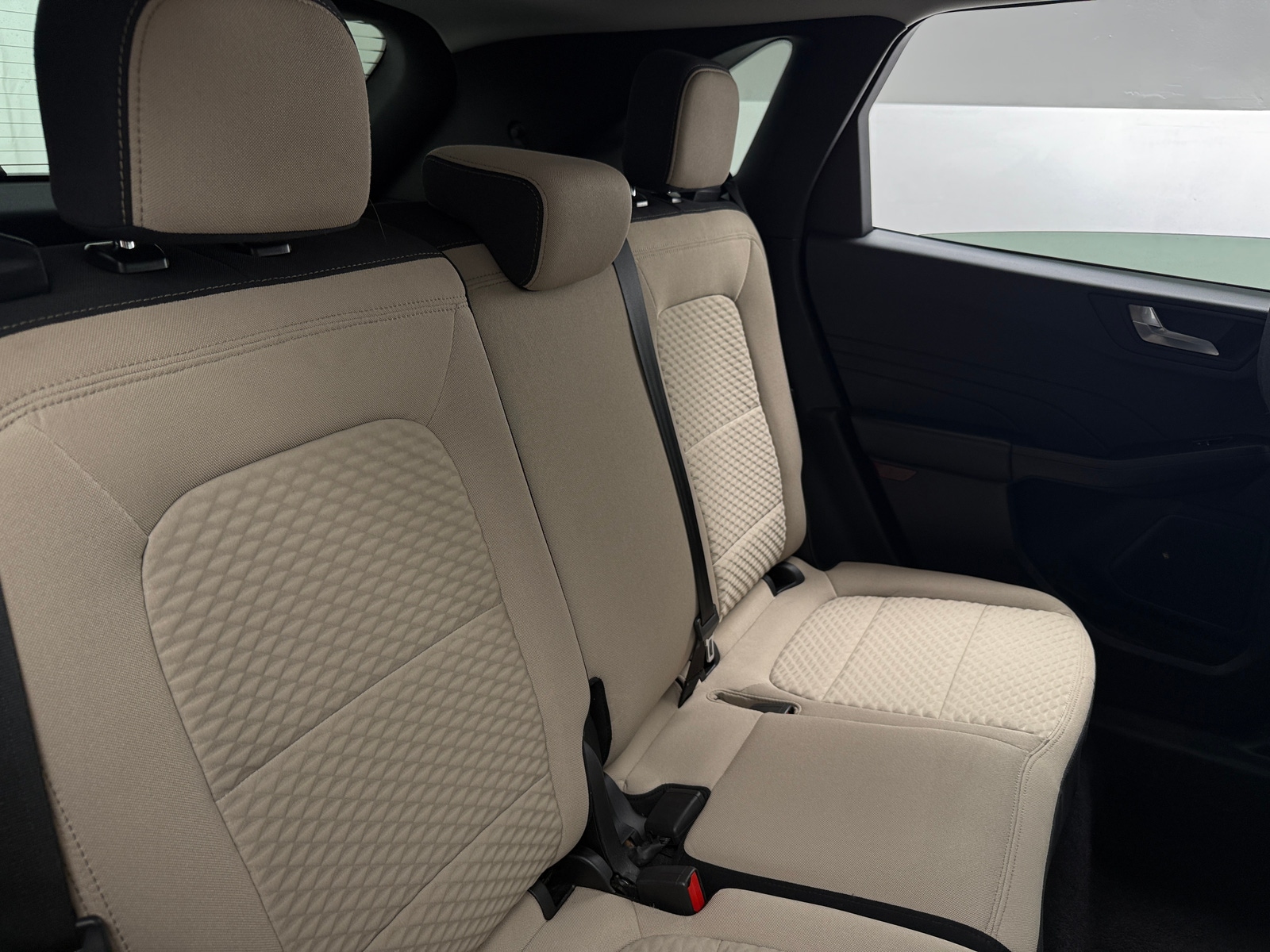 Thumbnail: 2021 Ford Escape - 6