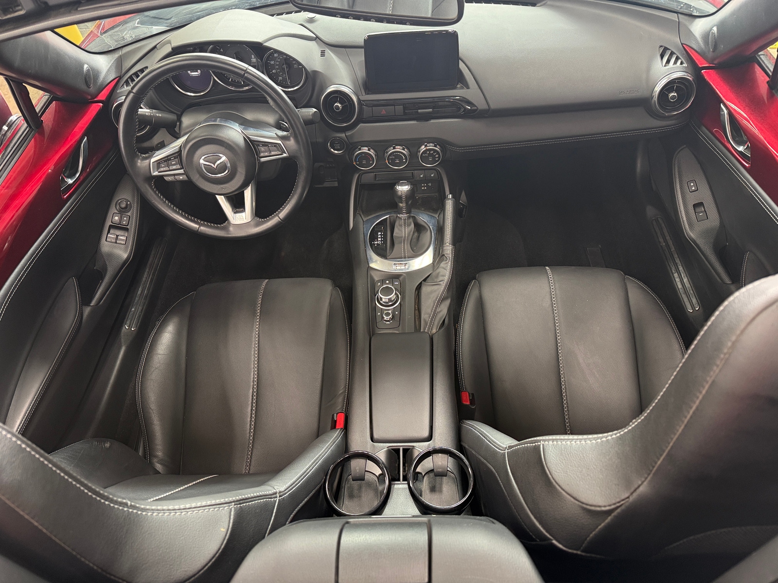 Thumbnail: 2020 Mazda MX-5 Miata - 2