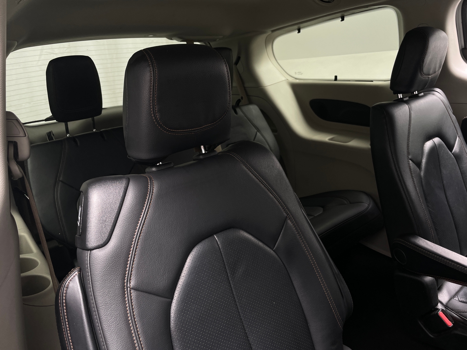 Thumbnail: 2020 Chrysler Pacifica - 5