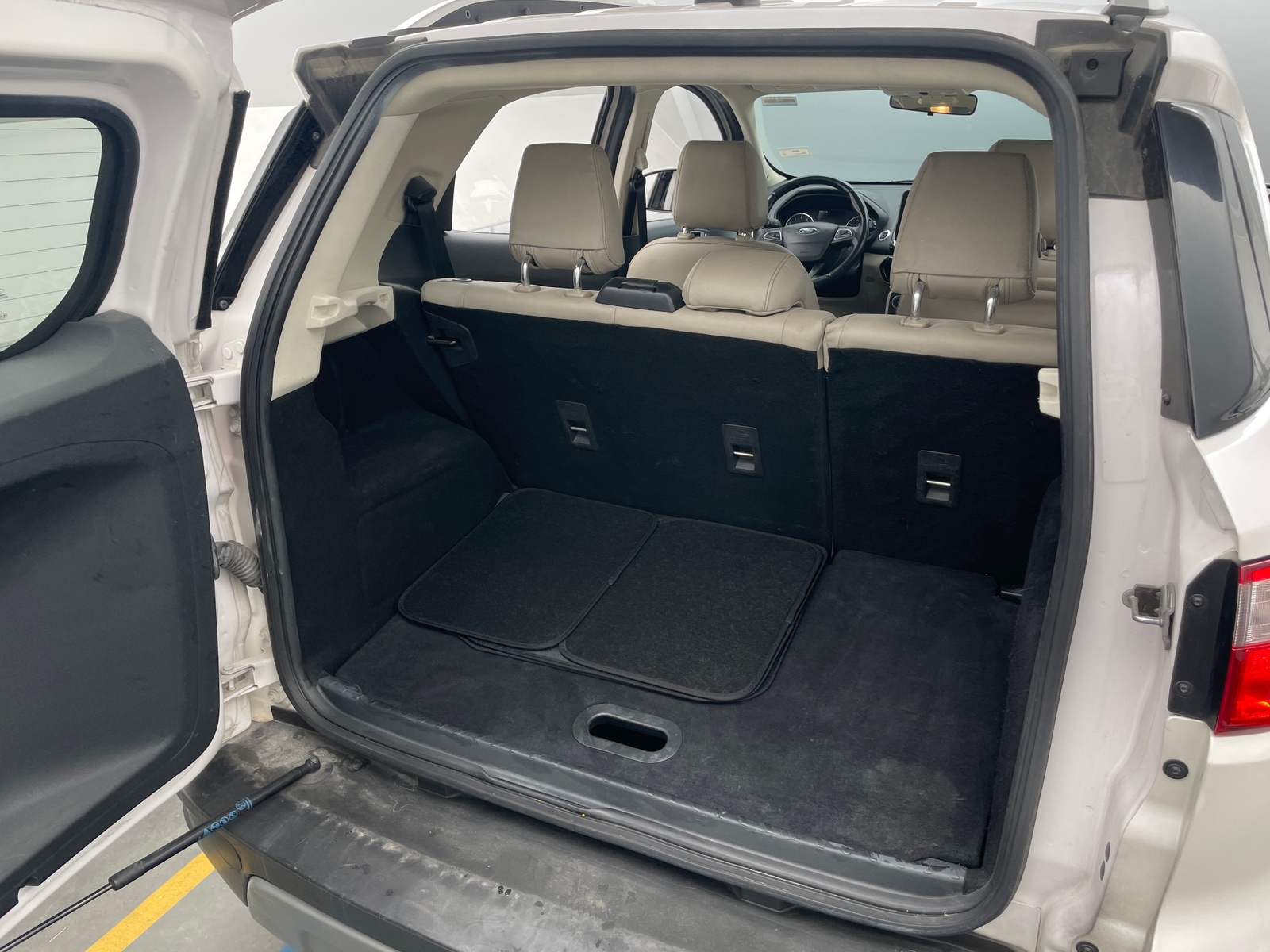 Thumbnail: 2018 Ford EcoSport - 6