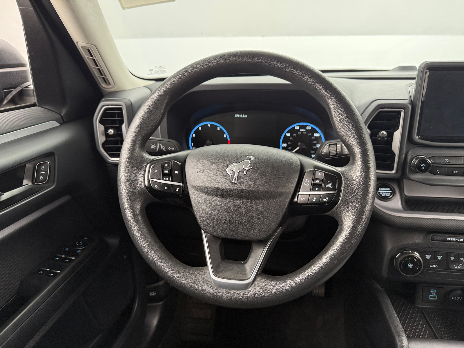 Thumbnail: 2022 Ford Bronco Sport - 5