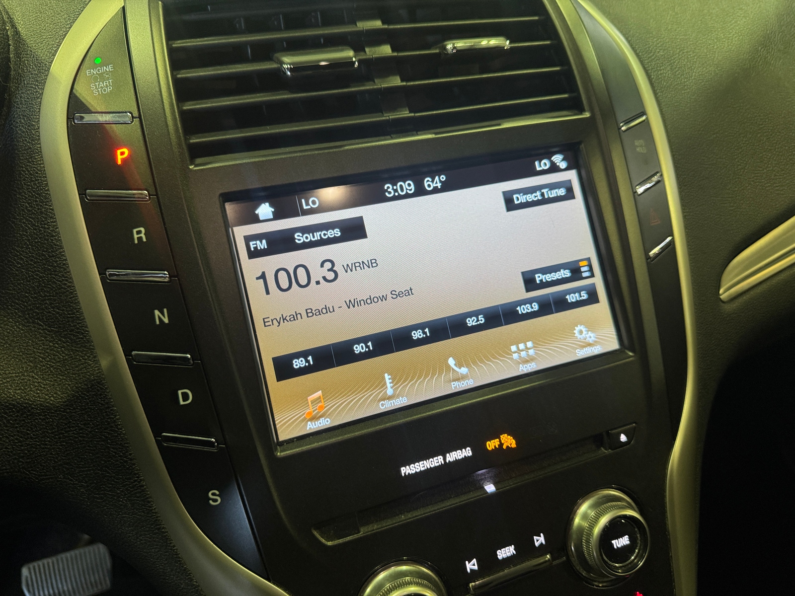 Thumbnail: 2017 Lincoln MKC - 3