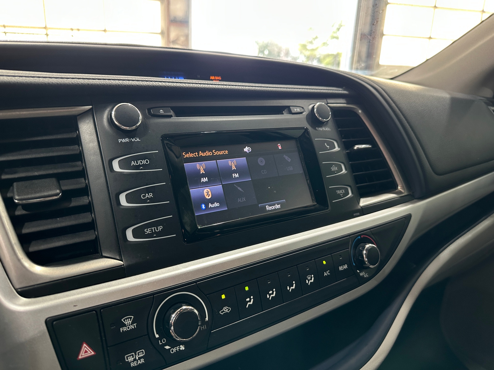 Thumbnail: 2018 Toyota Highlander - 4