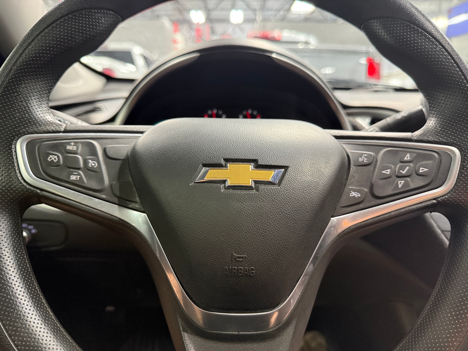 Thumbnail: 2022 Chevrolet Malibu - 5
