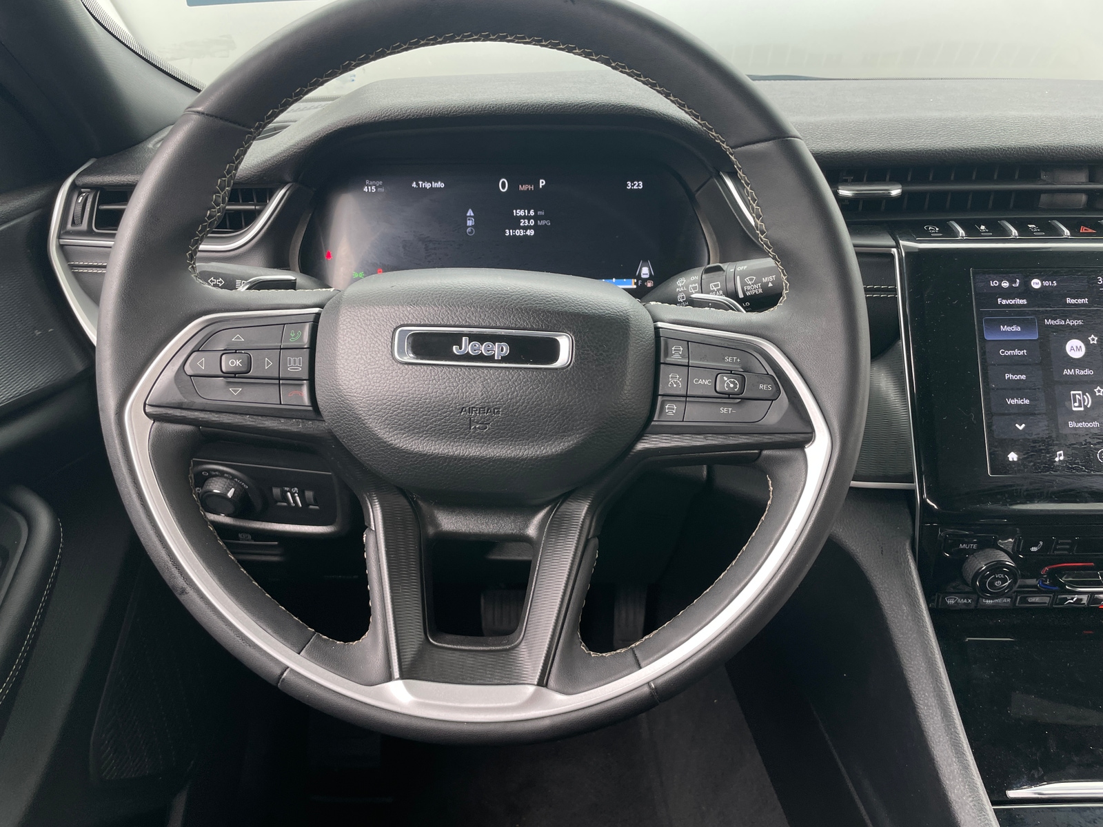 Thumbnail: 2024 Jeep Grand Cherokee L - 4