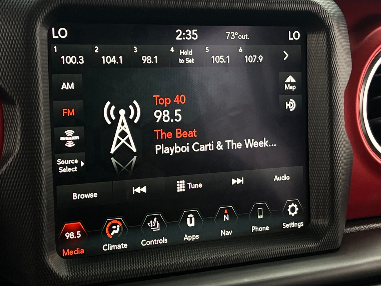 Thumbnail: 2021 Jeep Gladiator - 3