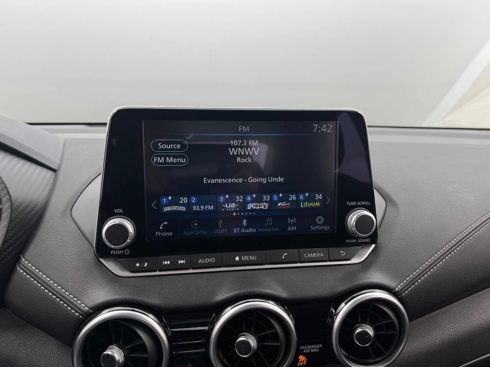 Thumbnail: 2024 Nissan Sentra - 4