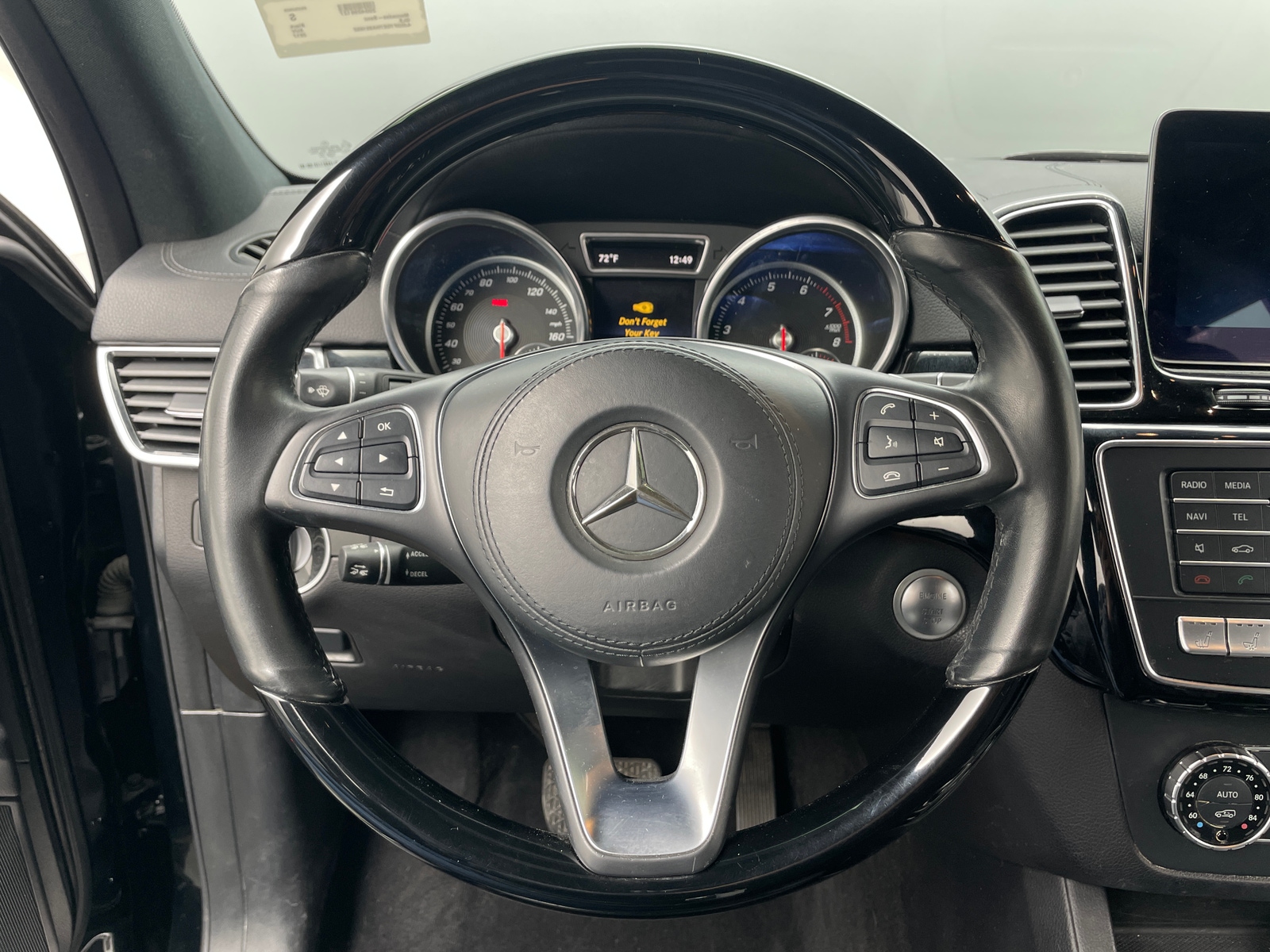 Thumbnail: 2017 Mercedes-Benz GLS - 4
