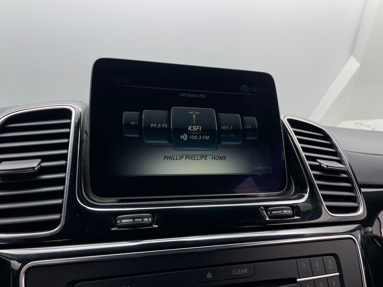 Thumbnail: 2017 Mercedes-Benz GLS - 3