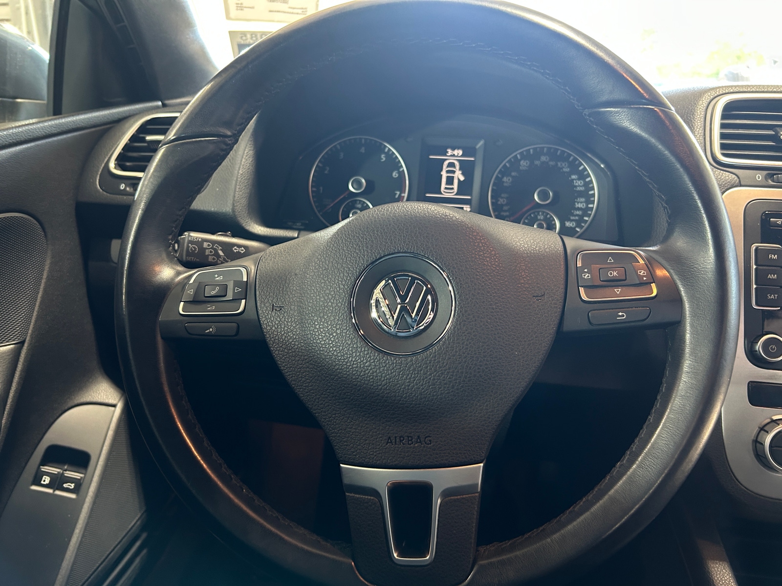 Thumbnail: 2013 Volkswagen Eos - 4