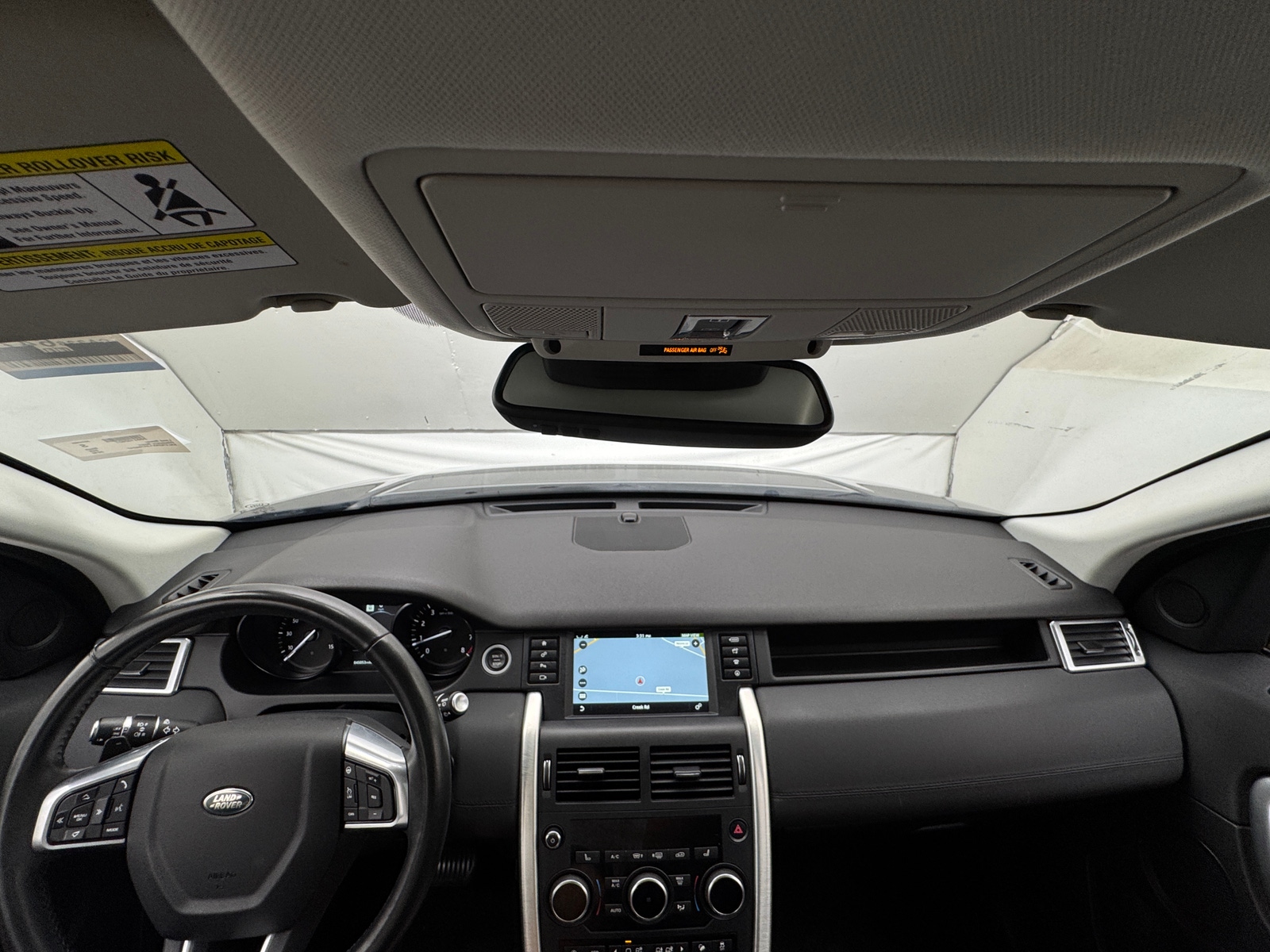 Thumbnail: 2018 Land Rover Discovery Sport - 2