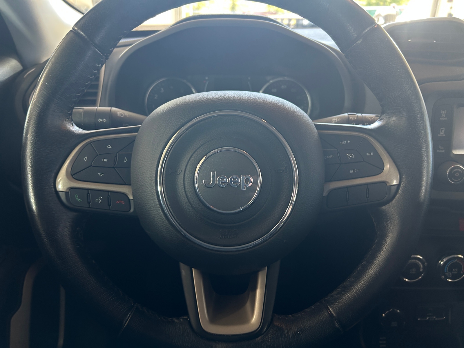Thumbnail: 2017 Jeep Renegade - 5