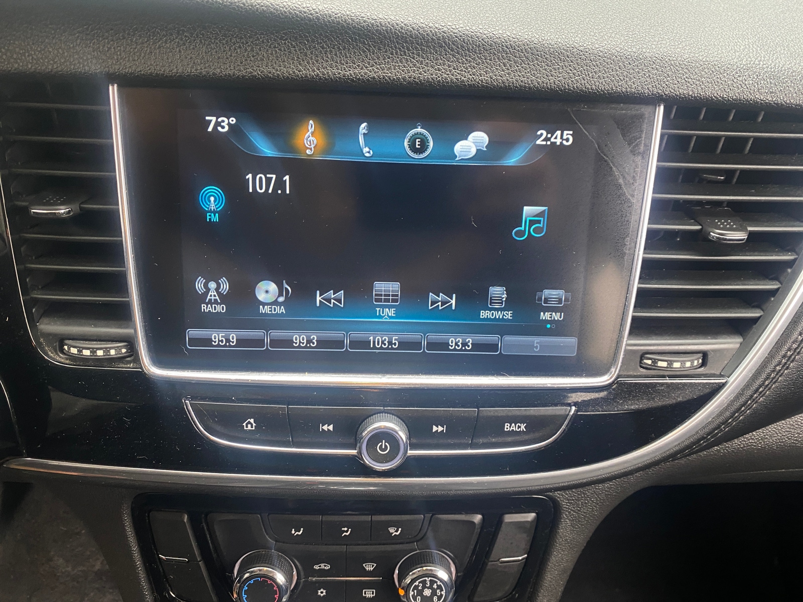 Thumbnail: 2019 Buick Encore - 4