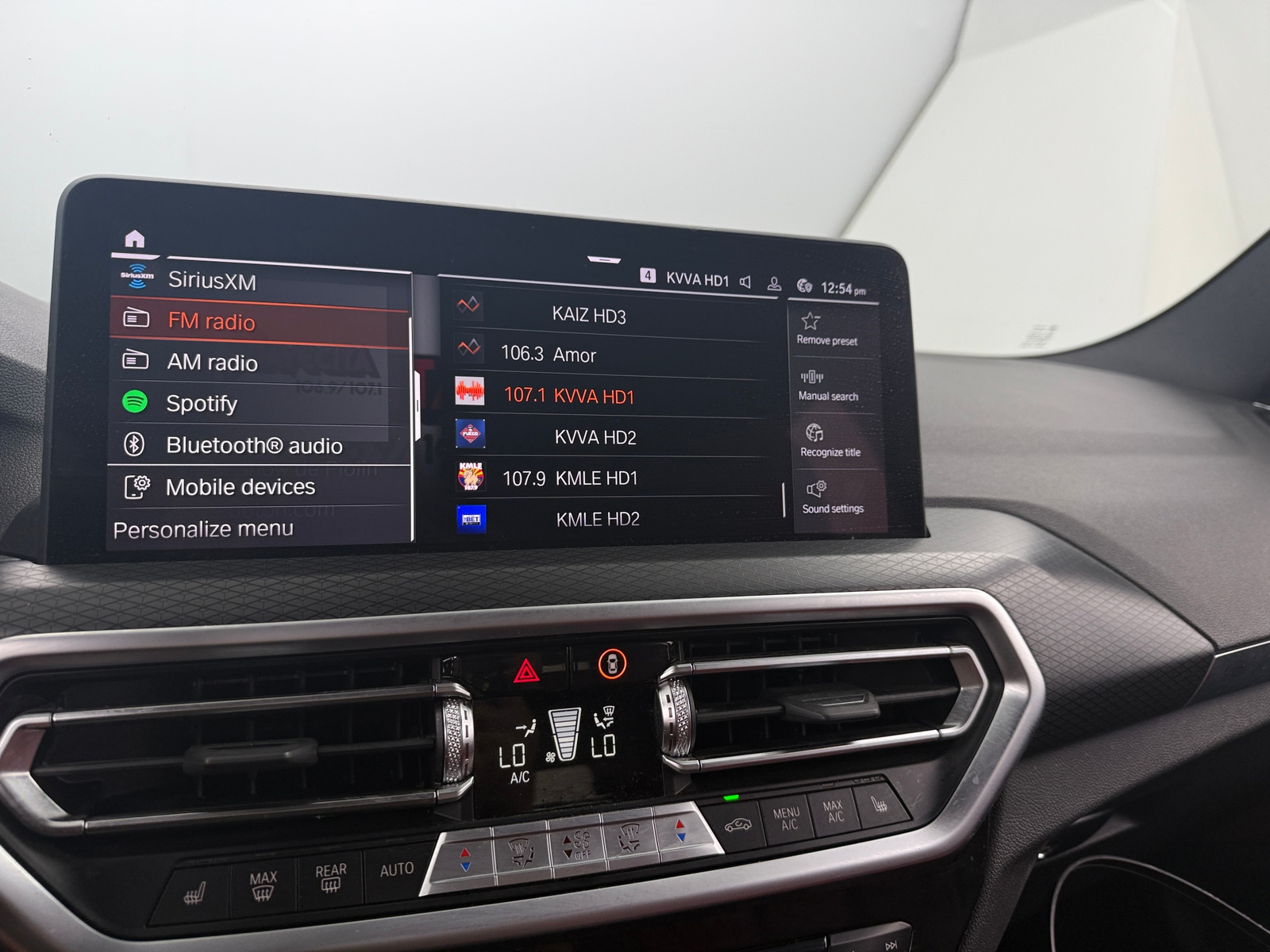 Thumbnail: 2022 BMW X3 - 3