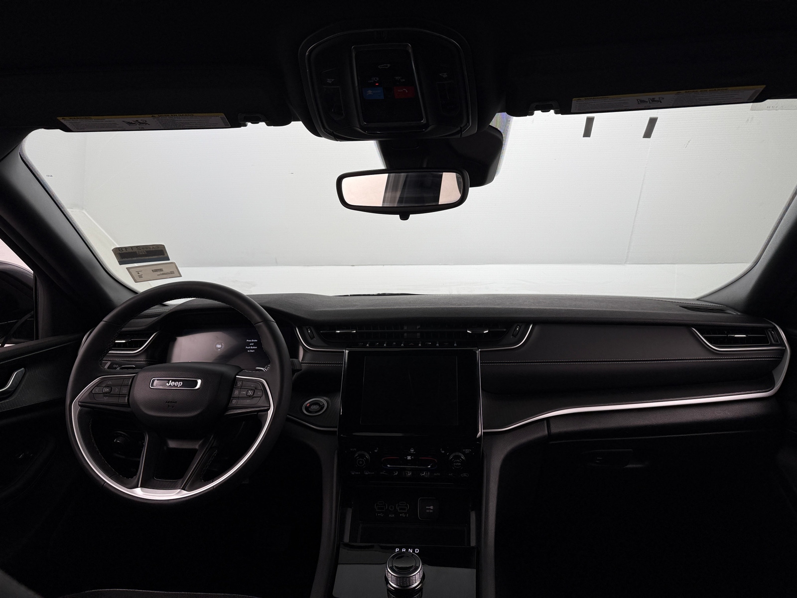 Thumbnail: 2024 Jeep Grand Cherokee L - 3