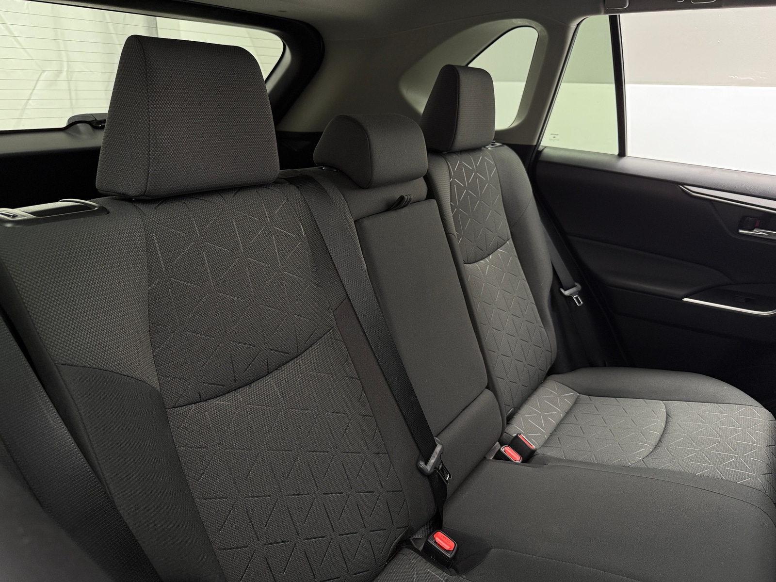 Thumbnail: 2020 Toyota RAV4 - 6
