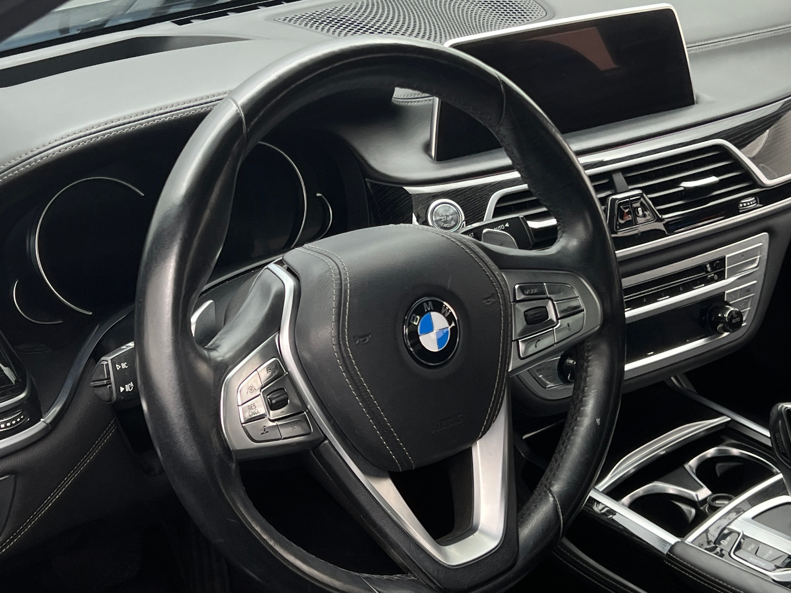 Thumbnail: 2017 BMW 7 Series - 4