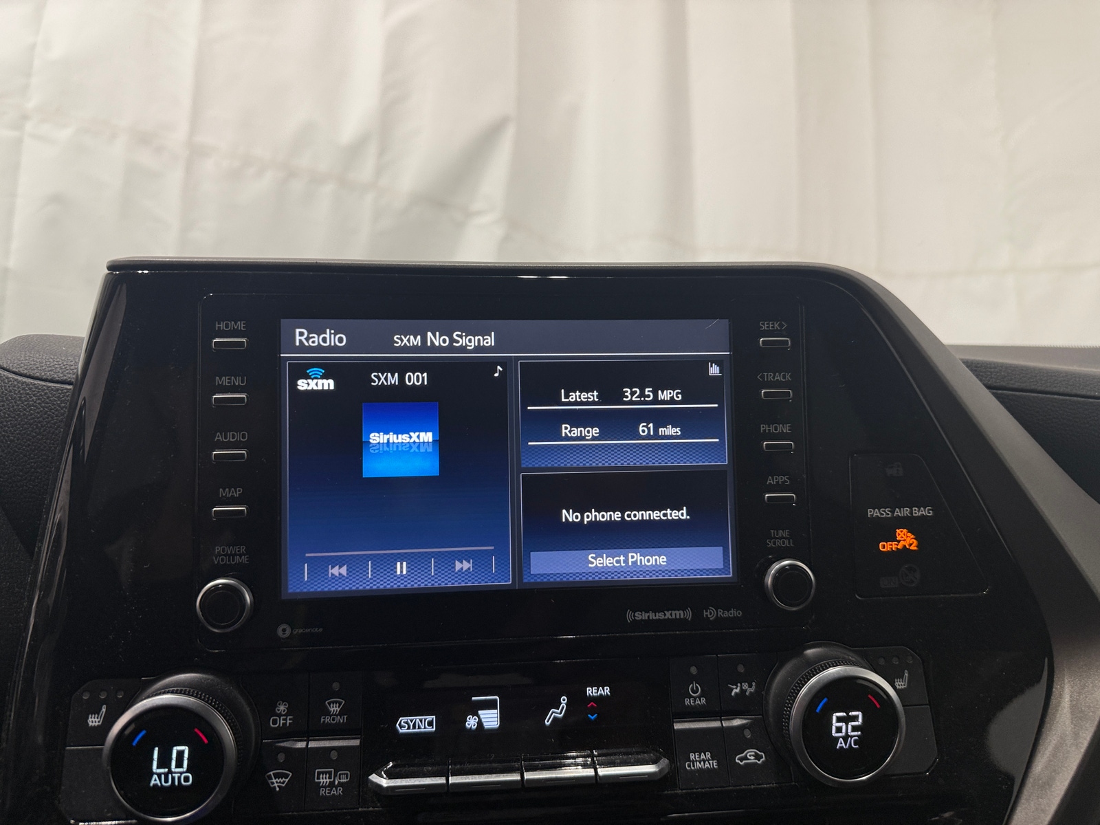 Thumbnail: 2021 Toyota Highlander - 3