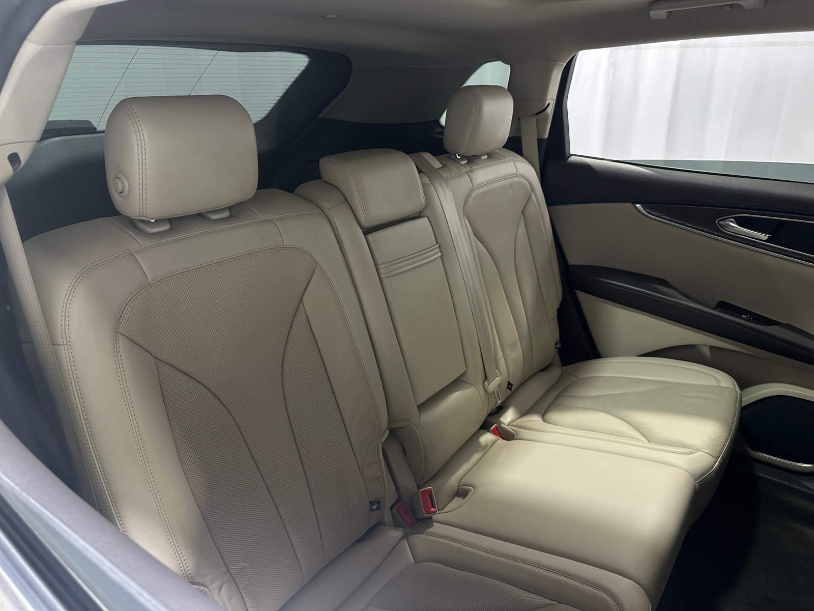 Thumbnail: 2019 Lincoln Nautilus - 5