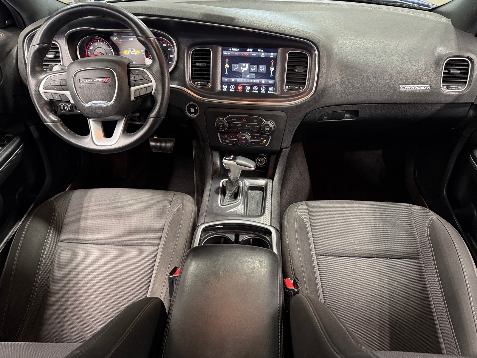 Thumbnail: 2018 Dodge Charger - 3