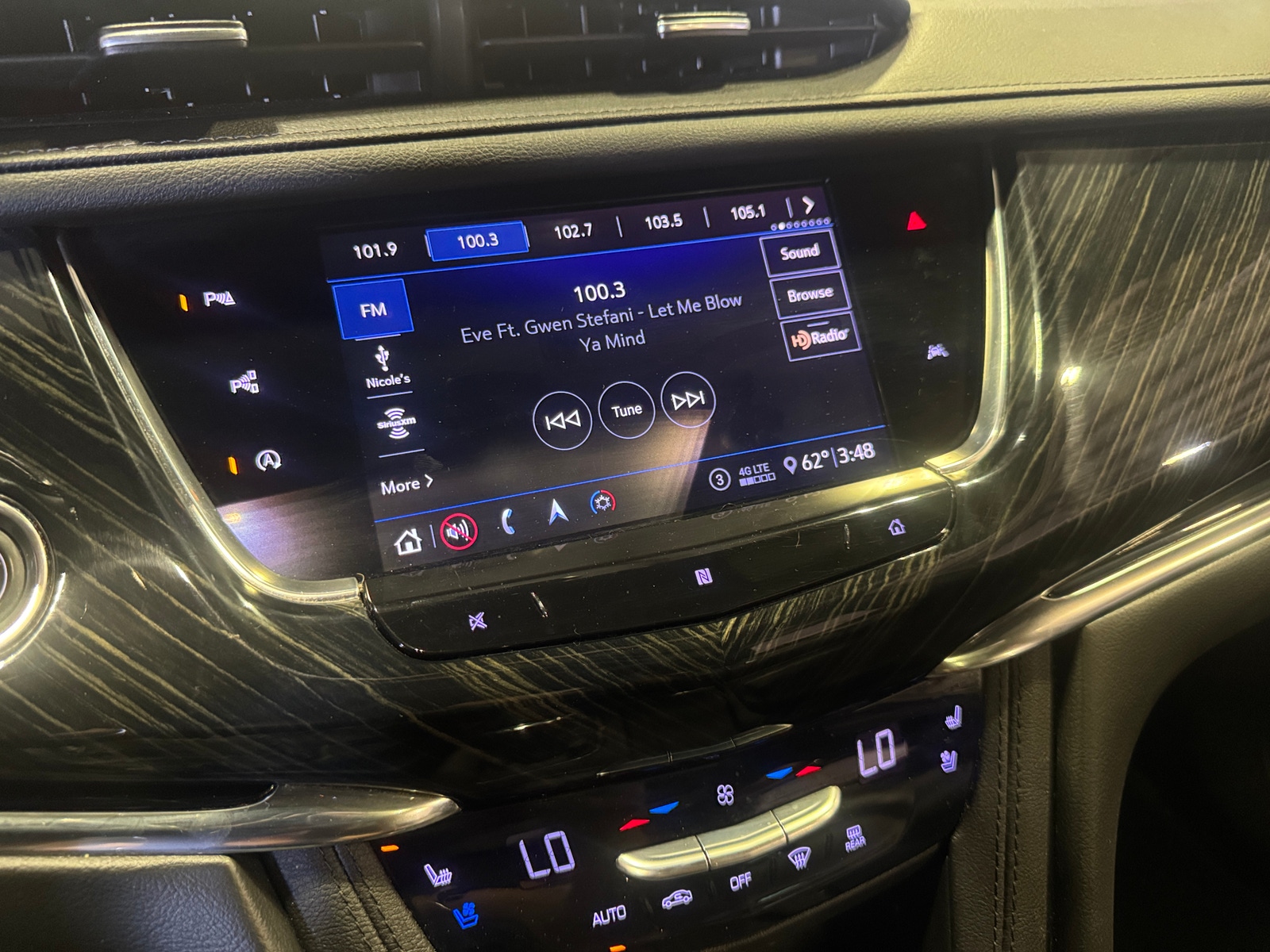 Thumbnail: 2020 Cadillac XT6 - 3