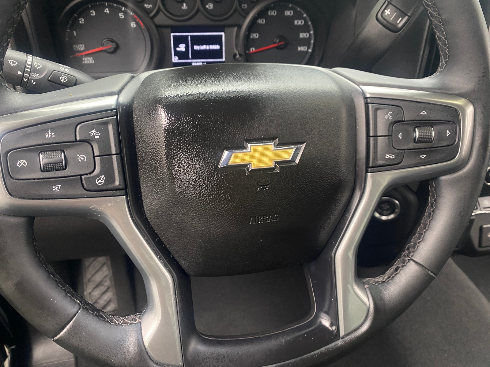 Thumbnail: 2023 Chevrolet Silverado 1500 - 5