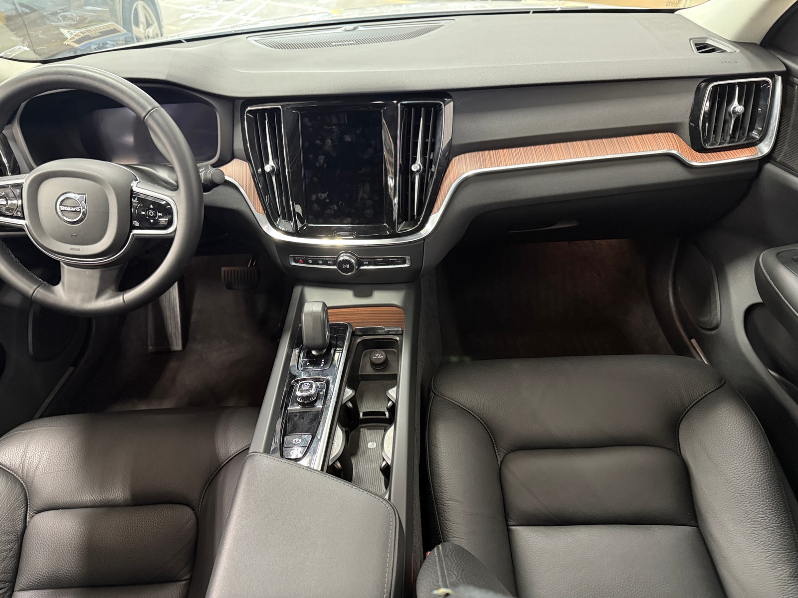 Thumbnail: 2024 Volvo S60 - 2
