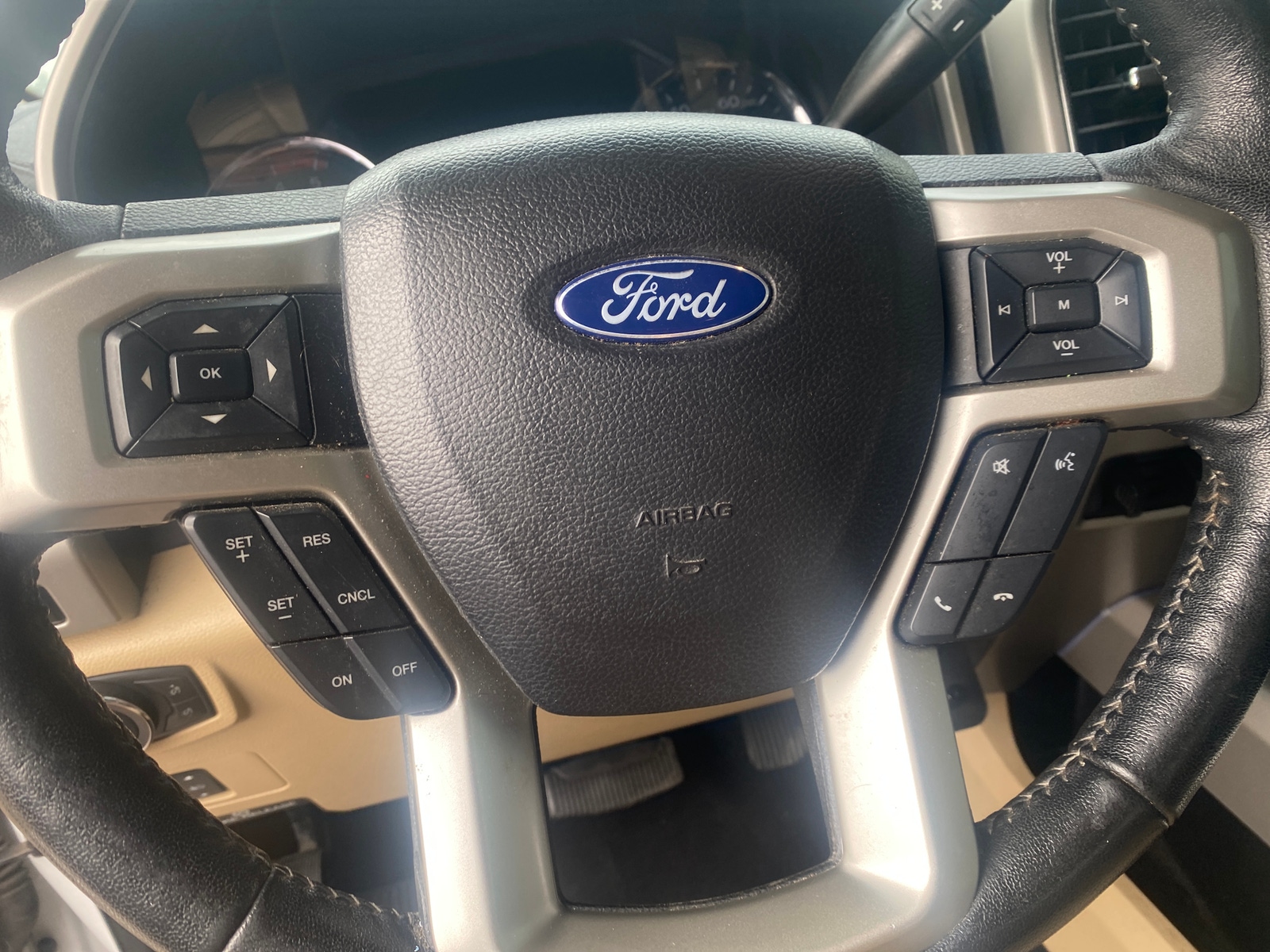 Thumbnail: 2020 Ford Econoline - 4