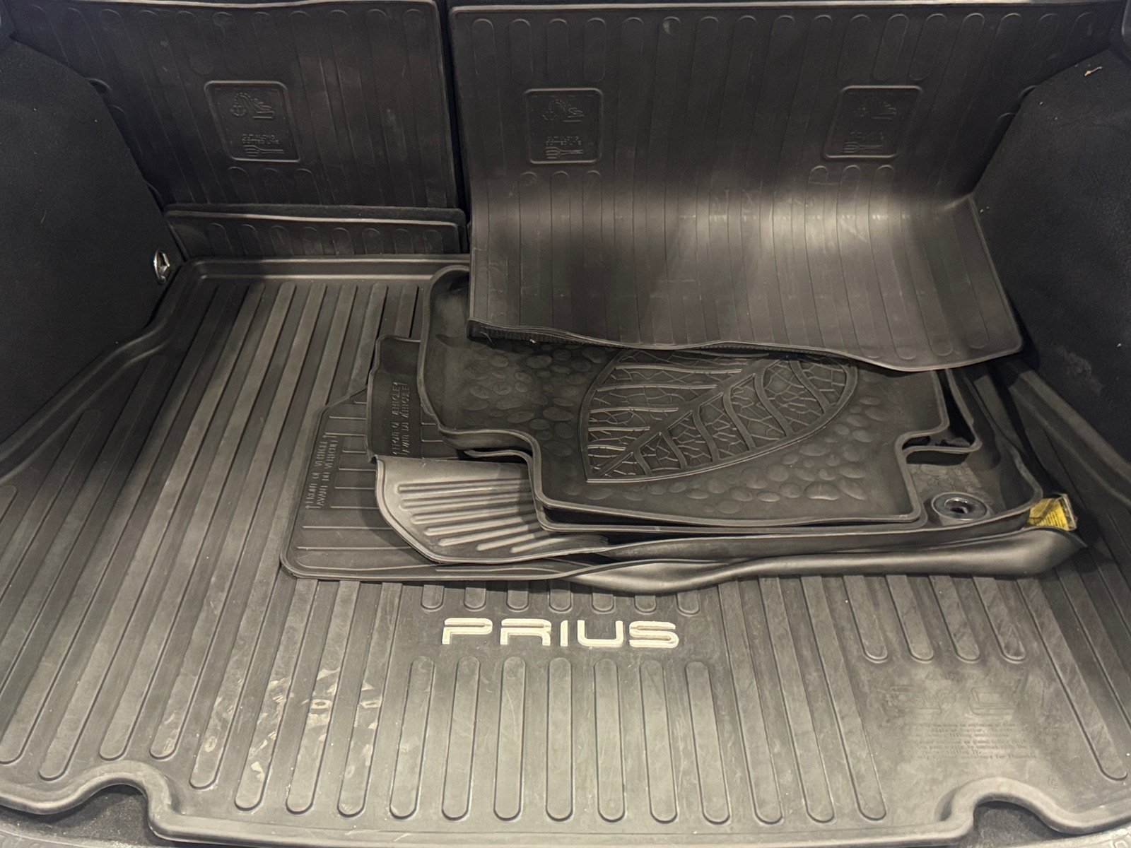 Thumbnail: 2020 Toyota Prius - 7