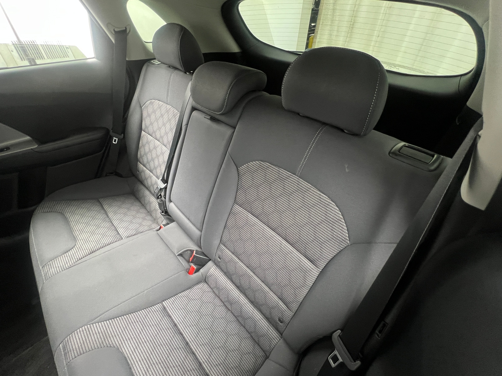 Thumbnail: 2017 Kia Niro - 6