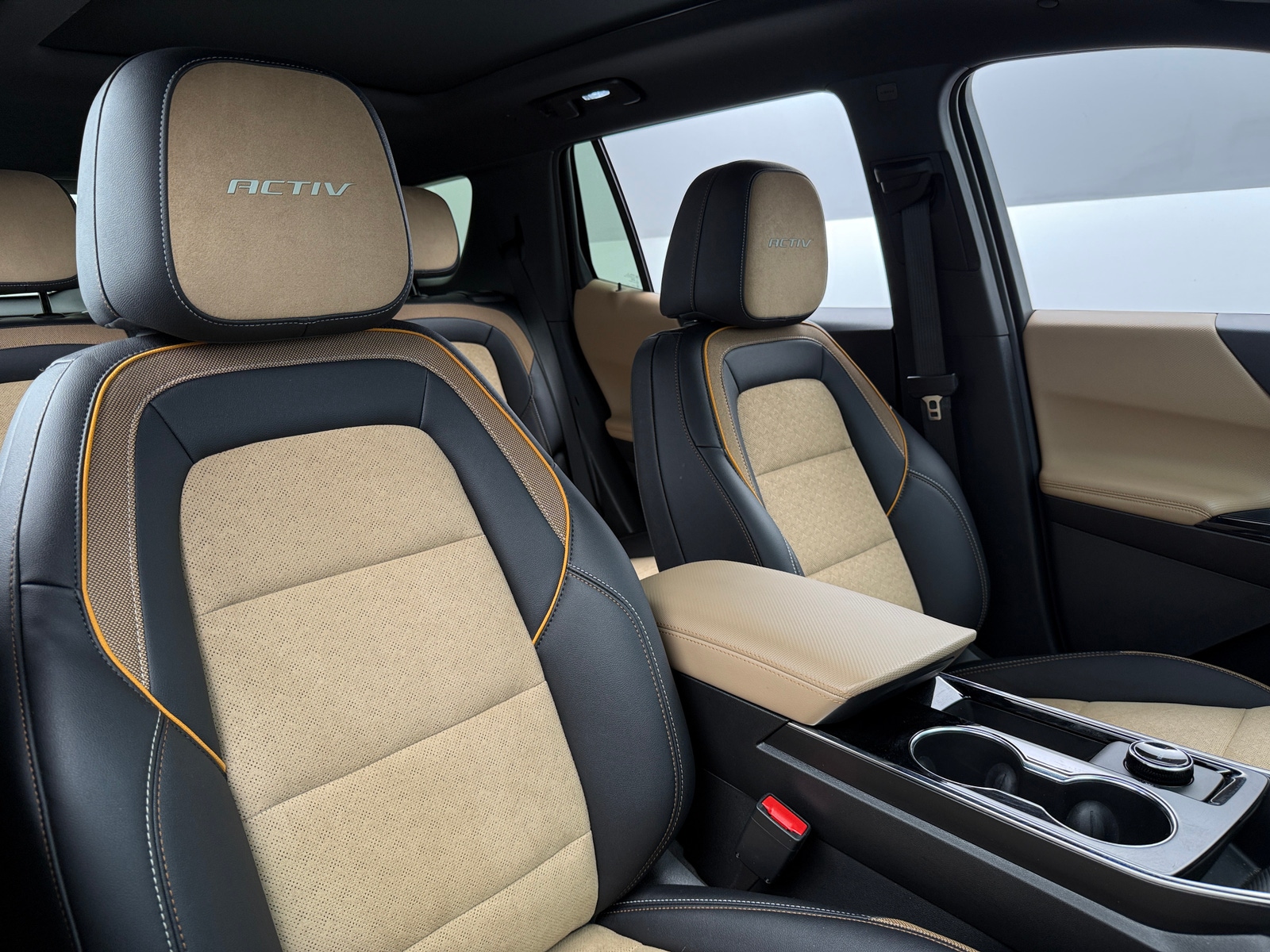 Thumbnail: 2025 Chevrolet Equinox - 2